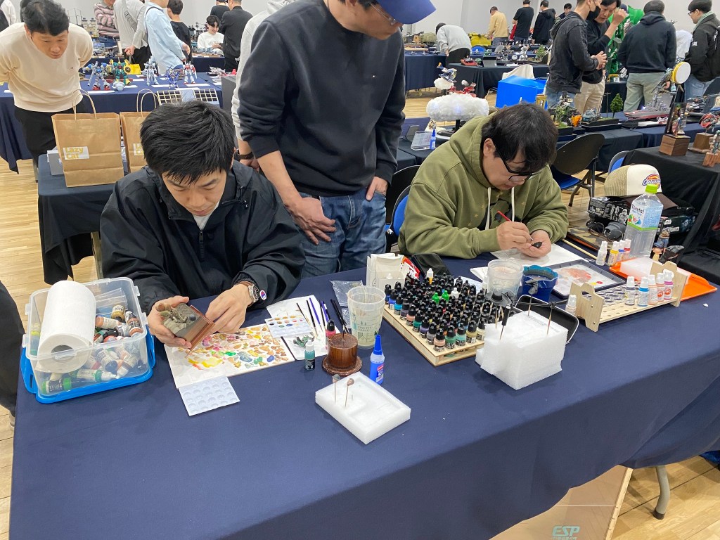 H.J. provides a view of the IPMS Korea&nbsp;show