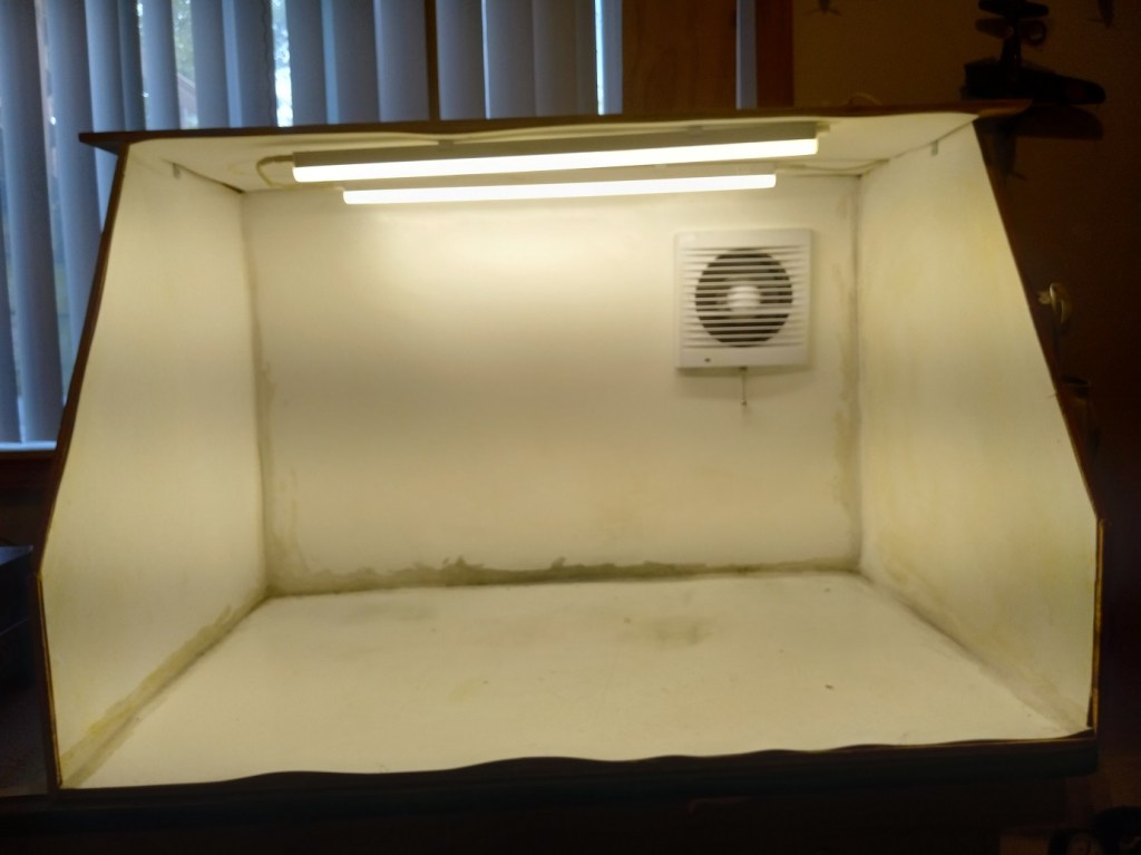 Dick improves his DIY&nbsp;spraybooth